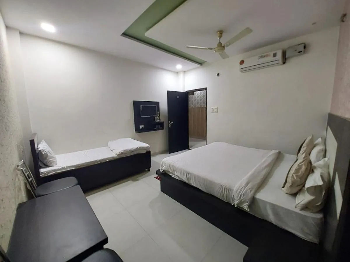 Rama Hs Bed & Breakfast Agra  0*, Agra (Uttar Pradesh)